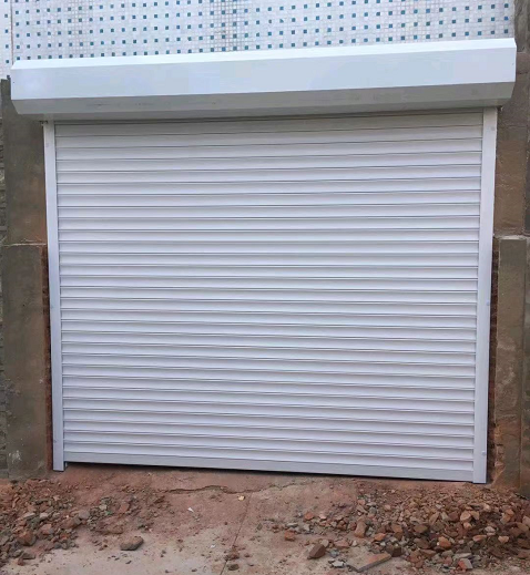 電動(dòng)車(chē)庫(kù)門(mén)